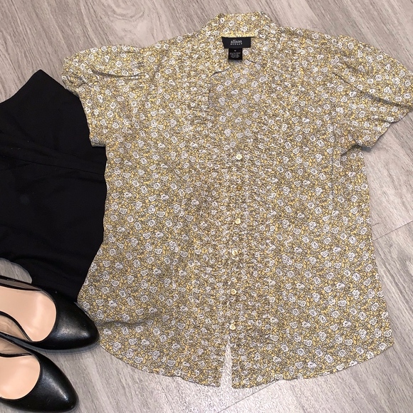 Allison Morgan Floral Blouse - Picture 5 of 5